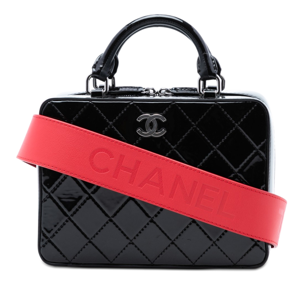 Pre-Loved Chanel CC Quilted Patent Travel Kit Vanity Case - Picture 1 of 7